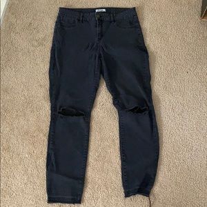 Refuge distressed gray/black skinny jeans